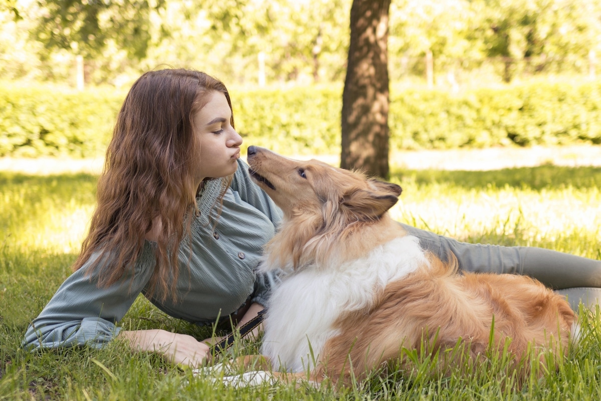 15 Ways Dogs Say “I Love You” Without Words 15 Ways Dogs Say “I Love You” Without Words